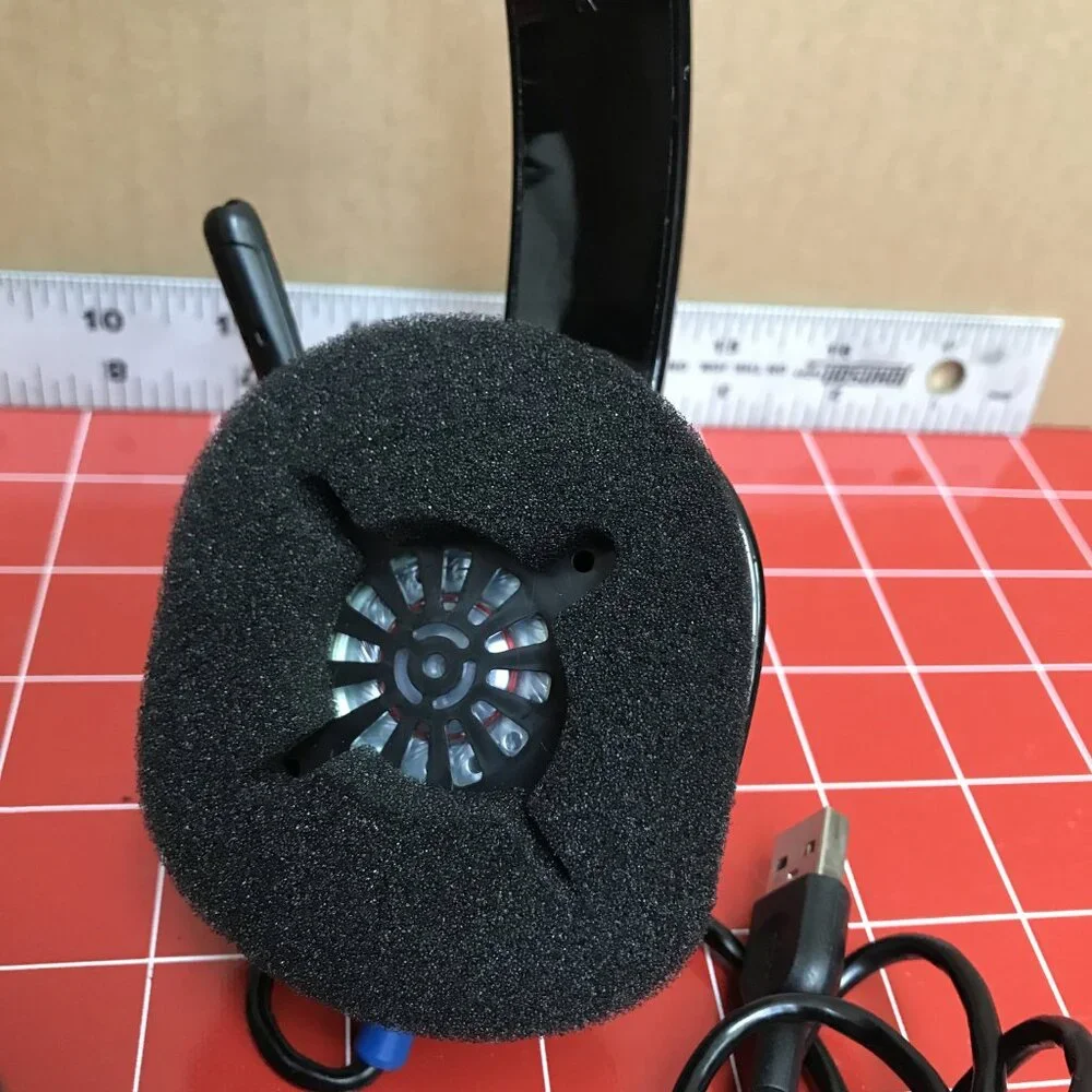 2 Logitech H540 USB Headsets